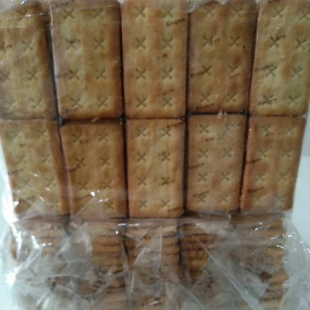 

Biscuit Khong Guan Lemon Puff 1pak isi(5pcs)