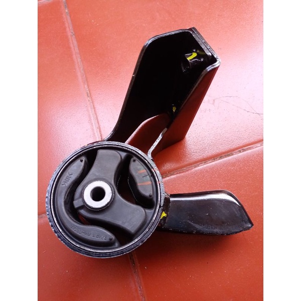 ENGINE MOUNTING KARIMUN WAGON BELAKANG