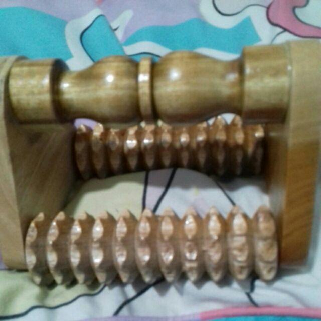 Alat Pijat Refleksi Punggung Tradisional Kayu Sonokeling 2 Roll