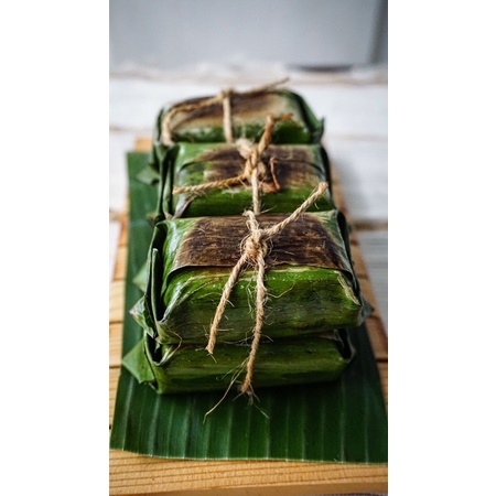 

lemper ayam lumer