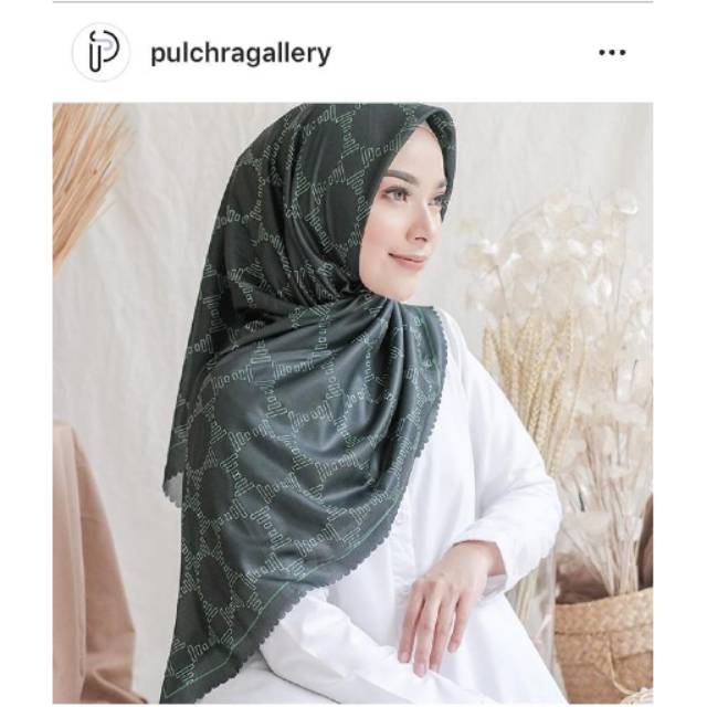 Monogram scarf Pulchra by Pulchra Gallery