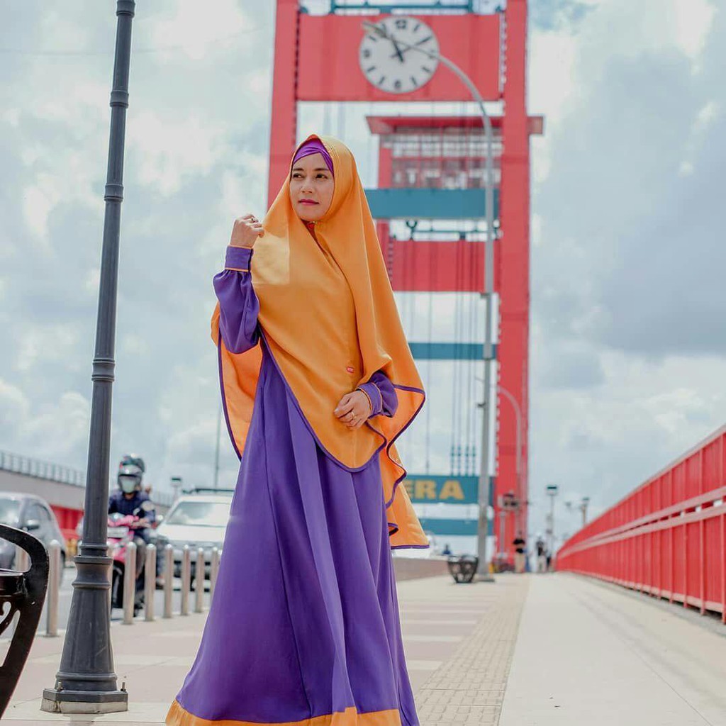 Aulia Fashion Set Gamis Azeeza Berry Bahan Wollycrepe Size XS XXL