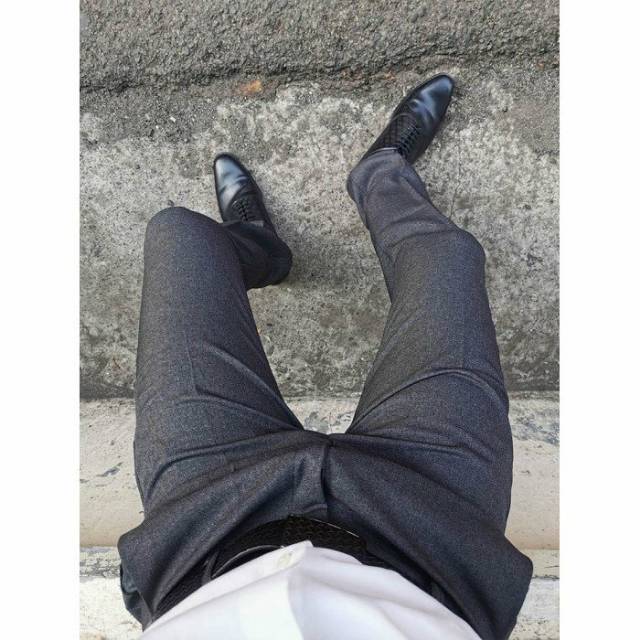 Celana bahan formal abu tua