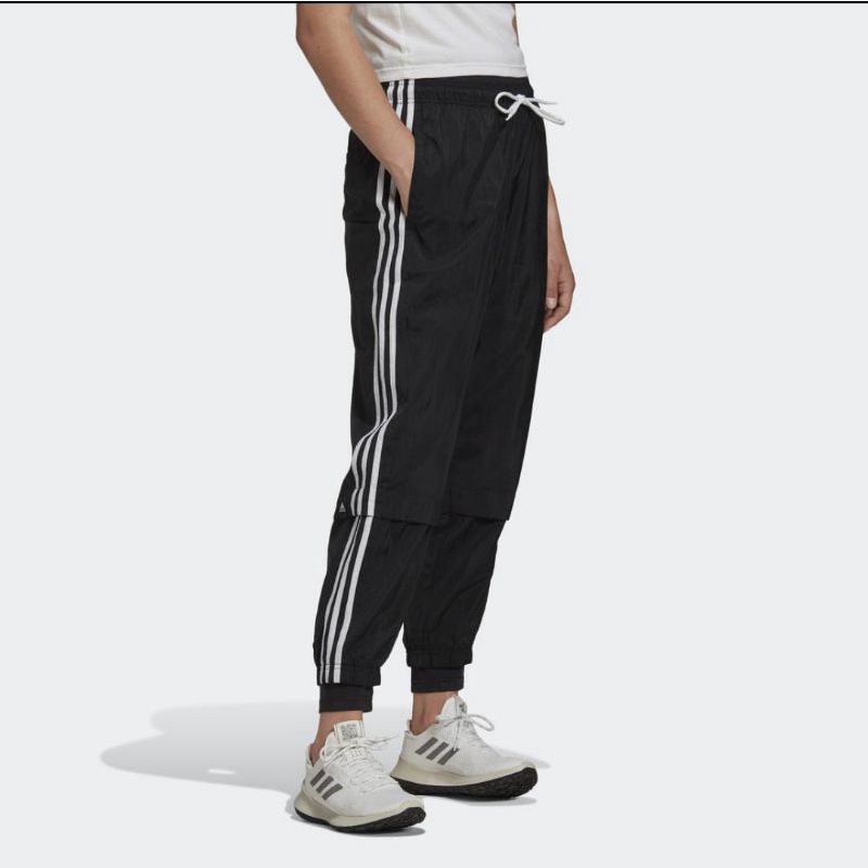 adidas NOT SPORTS SPECIFIC Track Suit Pants Comfortable Woven Wanita Hitam size S