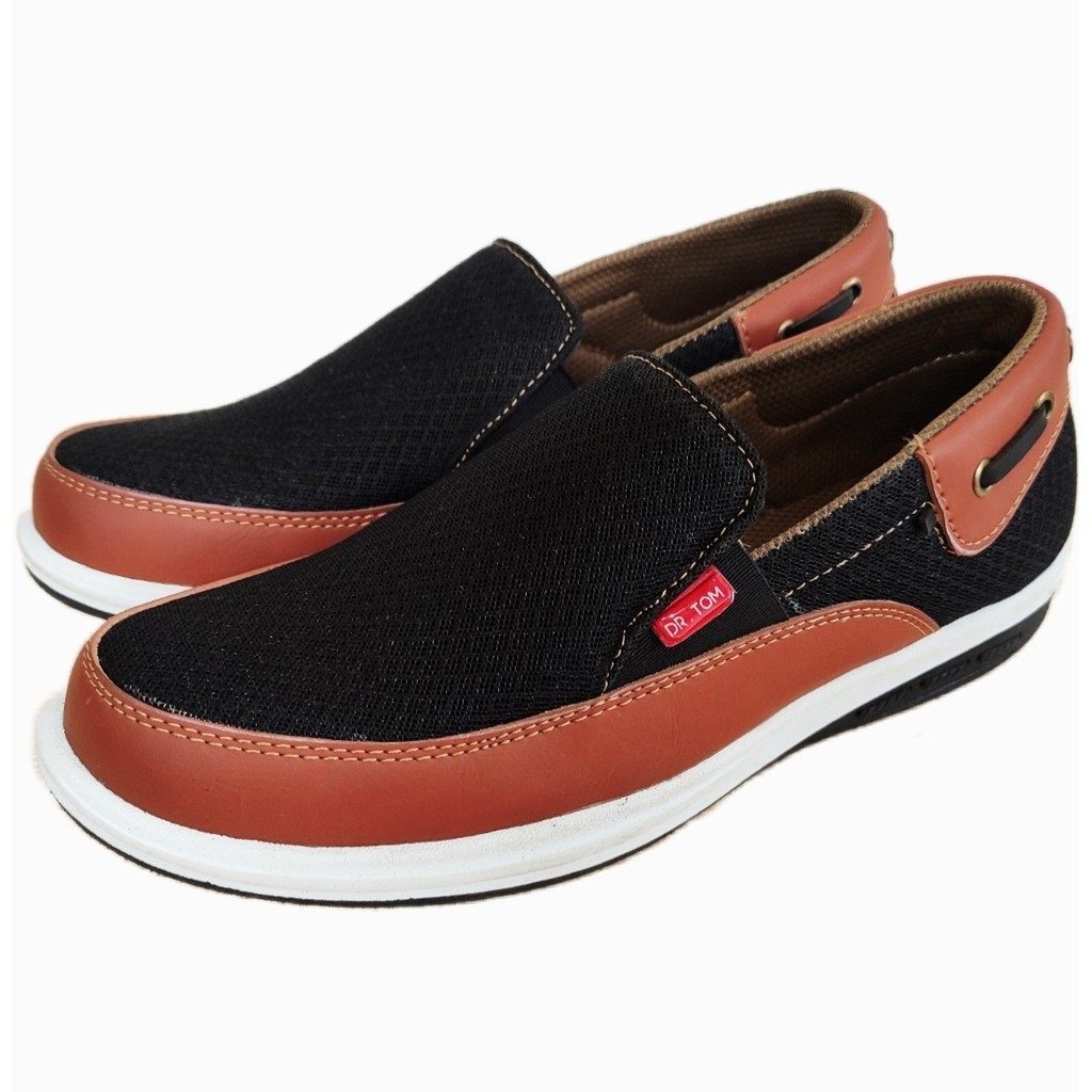 Sepatu Kasual Pria Slip On DR TOM WF