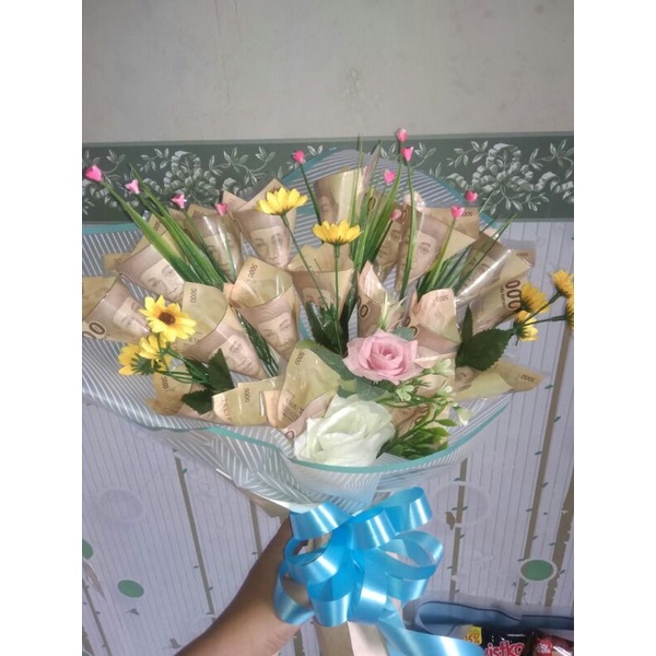 buket uang (100k) + bunga