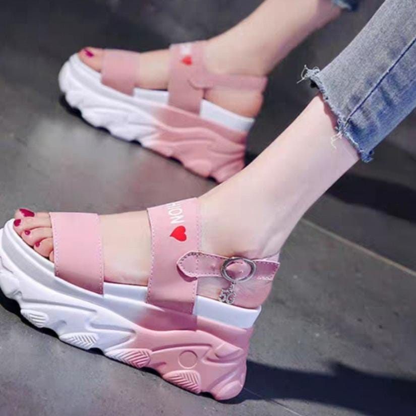 SANDAL GUNUNG FASHION ANIME / Sandal Wanita Terbaru COD