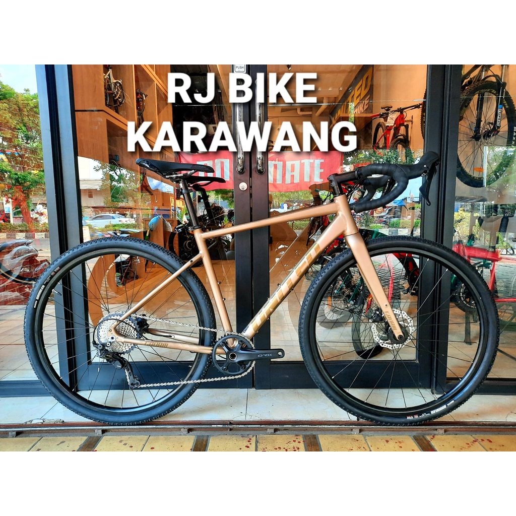 SEPEDA GRAVEL 700C UNITED GAVRIIL