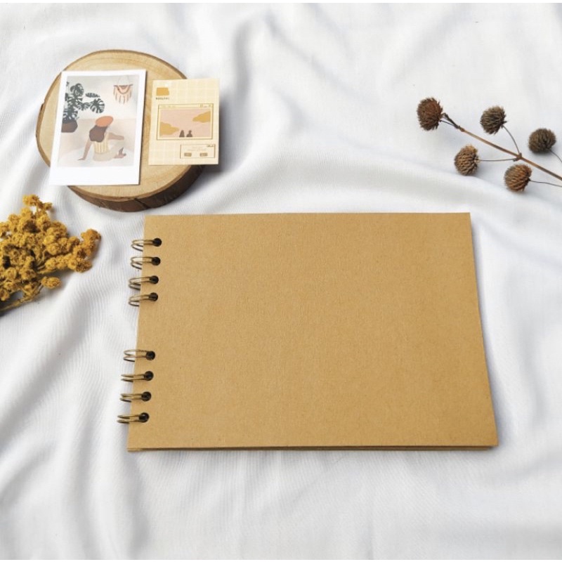 

Scrapbook Album (50 halaman)