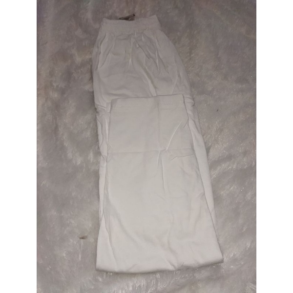 Celana panjang ihrom wanita