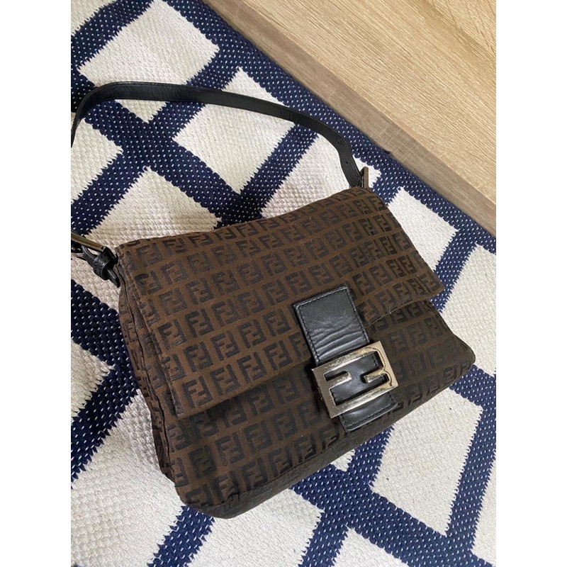 (PRELOVED) Fendi Mama Baguette Auth