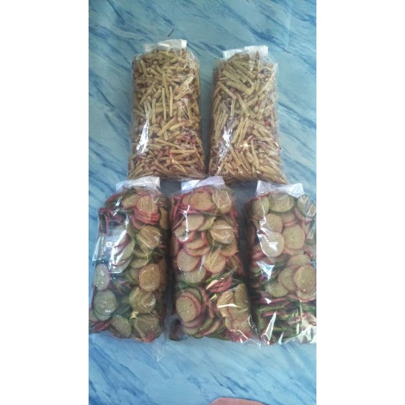 

kerupuk bentuk stik