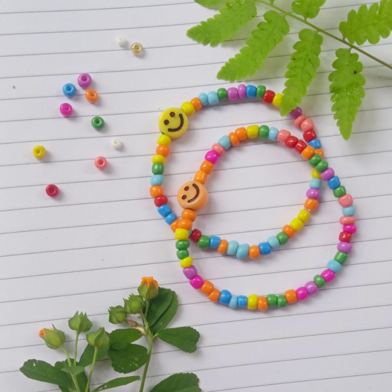 gelang manik smile / gelang manik BTS / gelang manik KPop / gelang manik Korea / gelang manik wanita