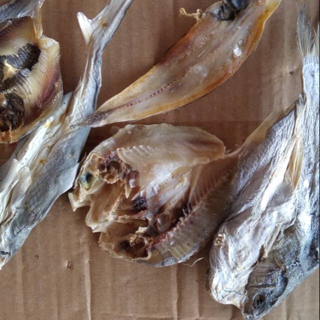

Ikan Asin - Emak Icih