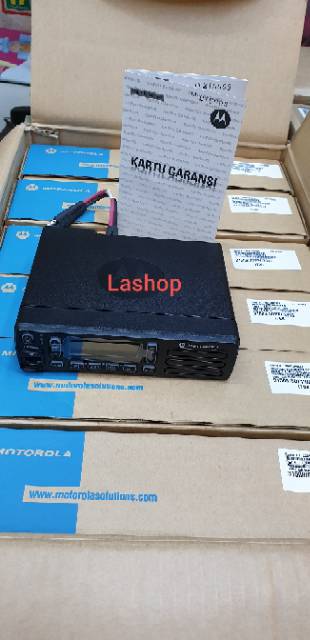 RADIO RIG MOTOROLQ XIR M3688 UHF 40WATT