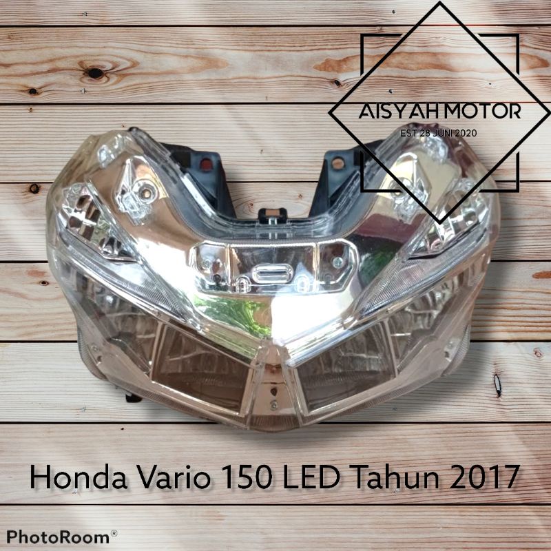 Reflektor Lampu Depan Honda Vario 150 Led Tahun 2017