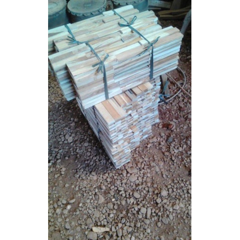 panel kayu hiasan dinding