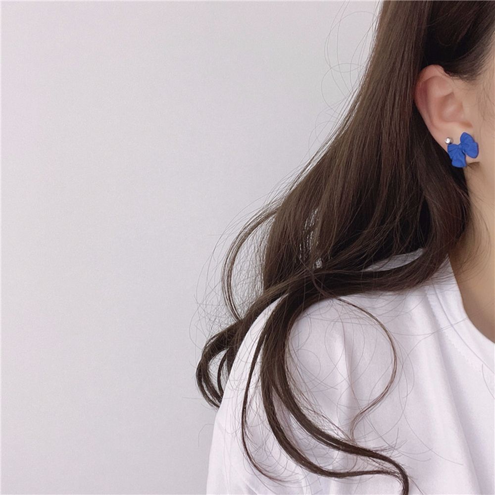 Needway  Simple Bow Stud Earrings Geometric Flower Clip Earrings Without Piercing Earring Pearl Women Asymmetry Korean Exquisite Alloy Blue