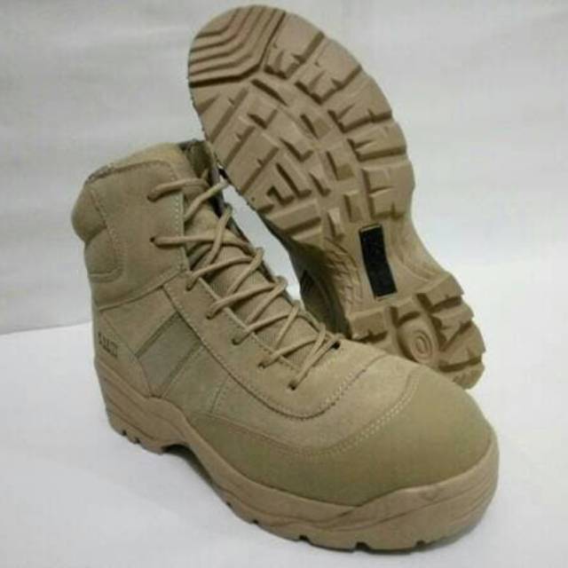 Sepatu arny 511