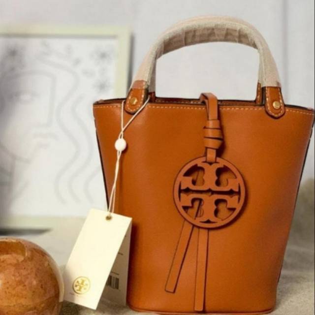 Tory Burch Miller Bucket Bag ----- ORIGINAL 100%