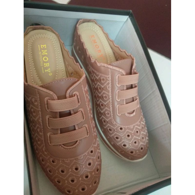 Sepatu Sendal murah wanita Emory edisi Terbaru ,Terkini