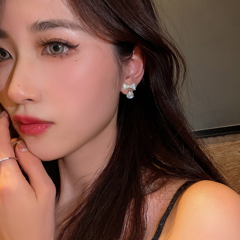 Anting Busur Berlian Tetesan Air Zirkon Berkilau Aksesoris Telinga Korea Wanita