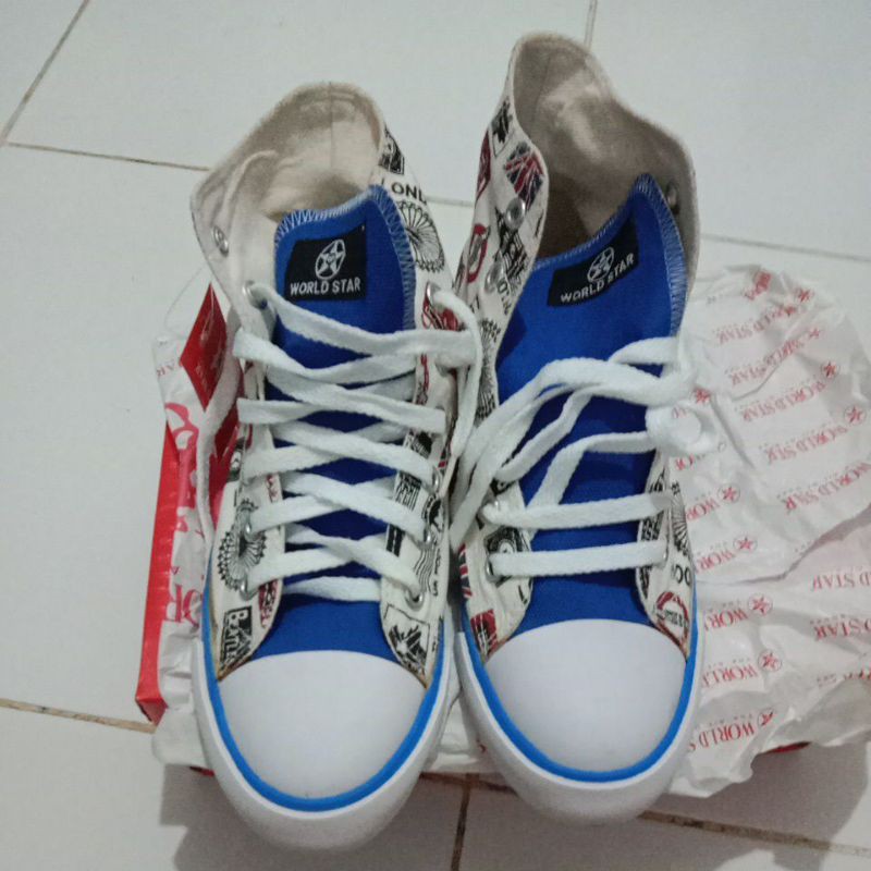 sepatu casual world star