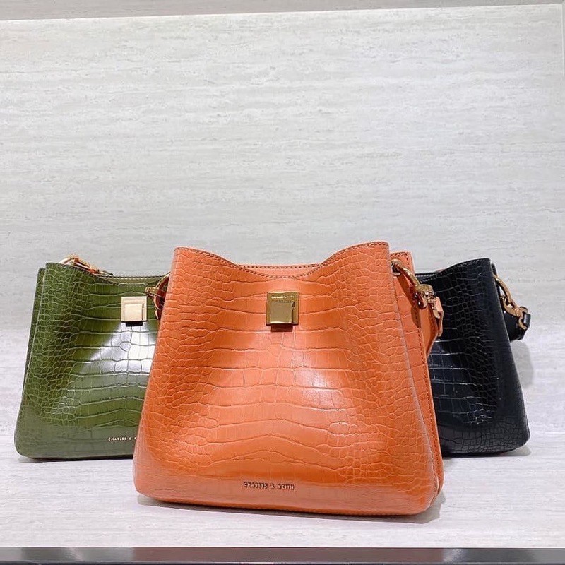 Croc-Effect Bucket Shoulder Bag