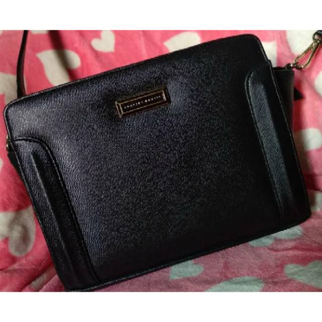 Preloved Tas Charles & Keith KW Super / KW Charles & Keith Bag / Tas Kerja / Tas Kantor