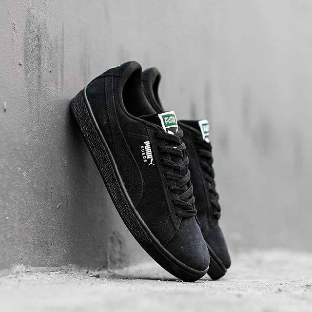 puma suede black on black