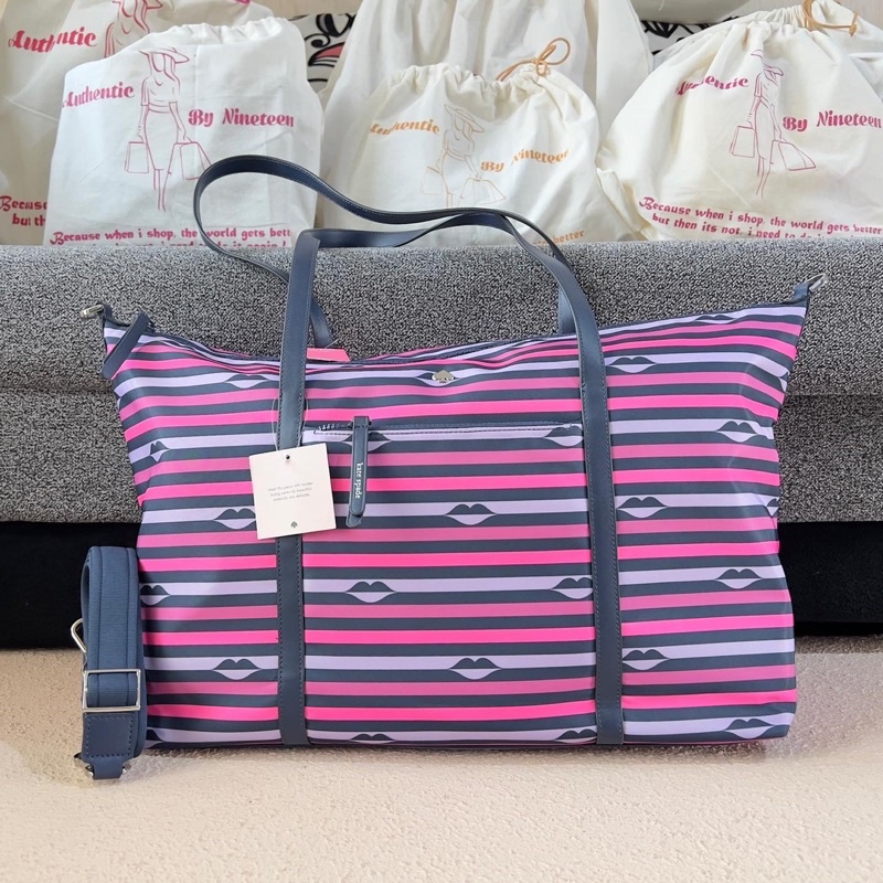 Kate Spade Weekender  Jae Nylon Lip Print tote
