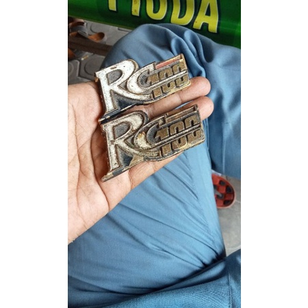 emblem dek sayap rc100
