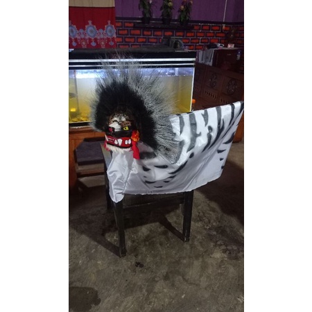 Barongan anak taring (kain loreng putih)