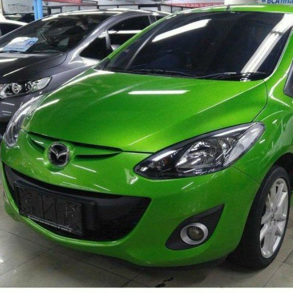 Cat Mobil Mazda 2 Spirited Green Metallic