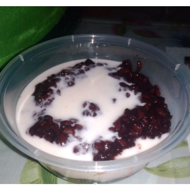 Bubur Ketan Item Kemasan Cup 400 ml ( santan dipisah kemasan nya )