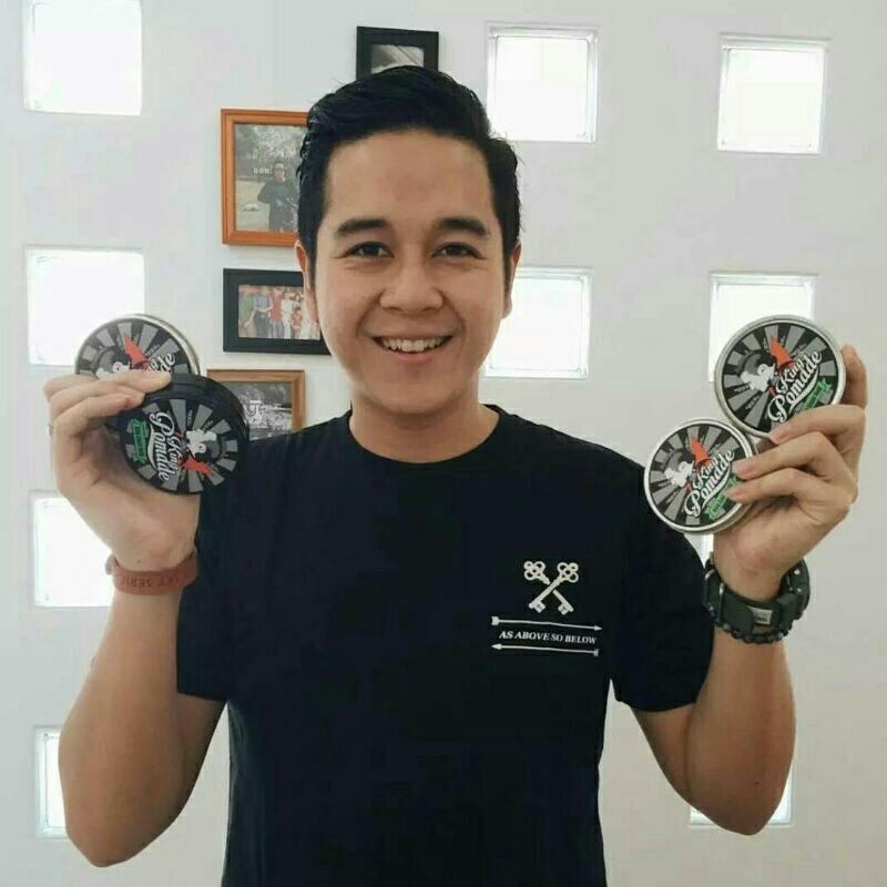 POMADE KING Waterbase ORIGINAL Sudah Bpom /UKURAN BESAR/ FREE SISIR SAKU