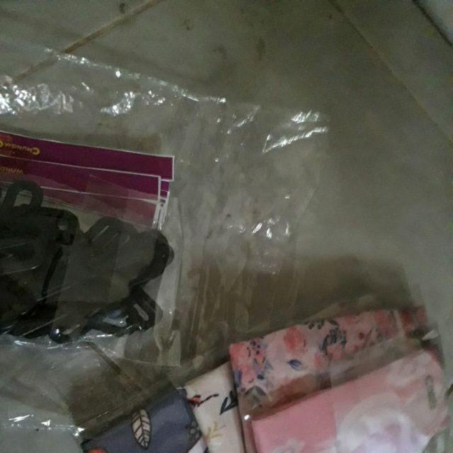 Gantungan Kaos Kaki / Hanger Kaos Kaki Kotak Warna Hitam