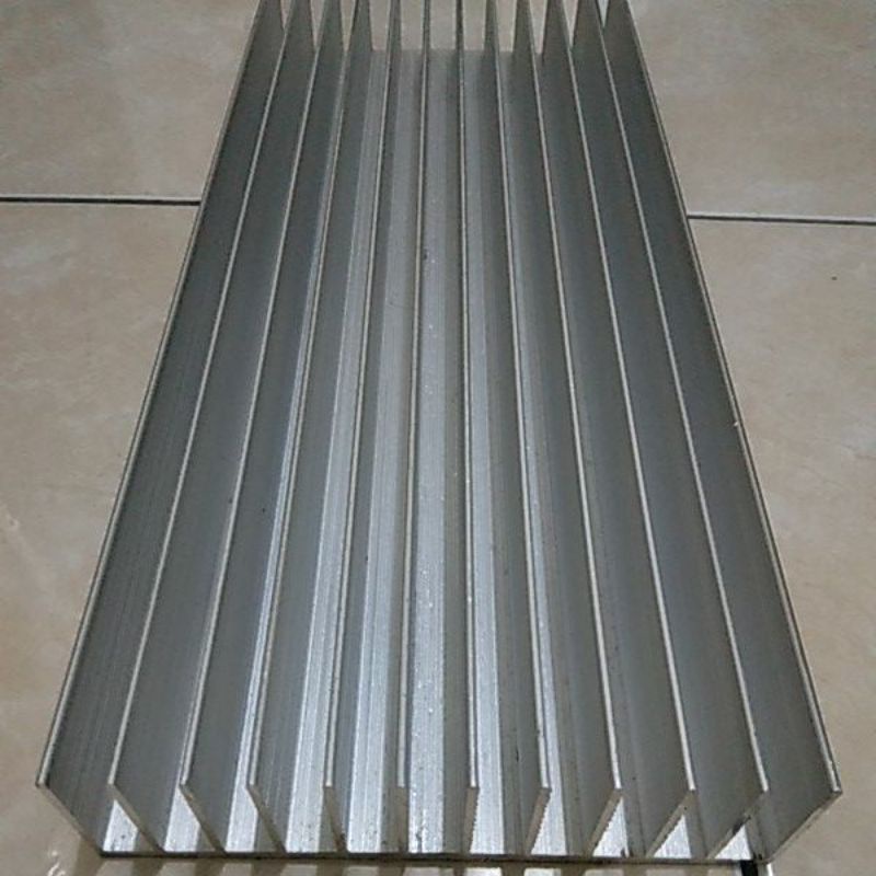 PENDINGIN HEATSINK 12 SIRIP 30CM 4mm
