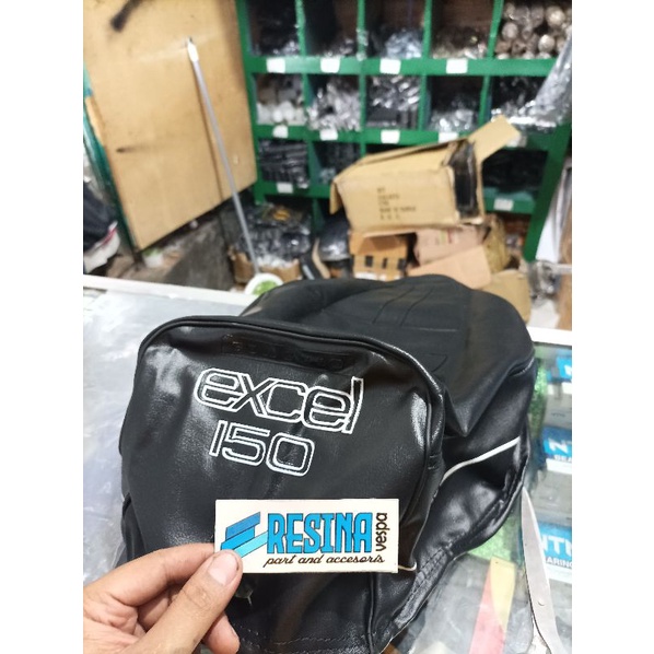 Kulit jok cover jok bungkus jok vespa excel 150 original danmotor