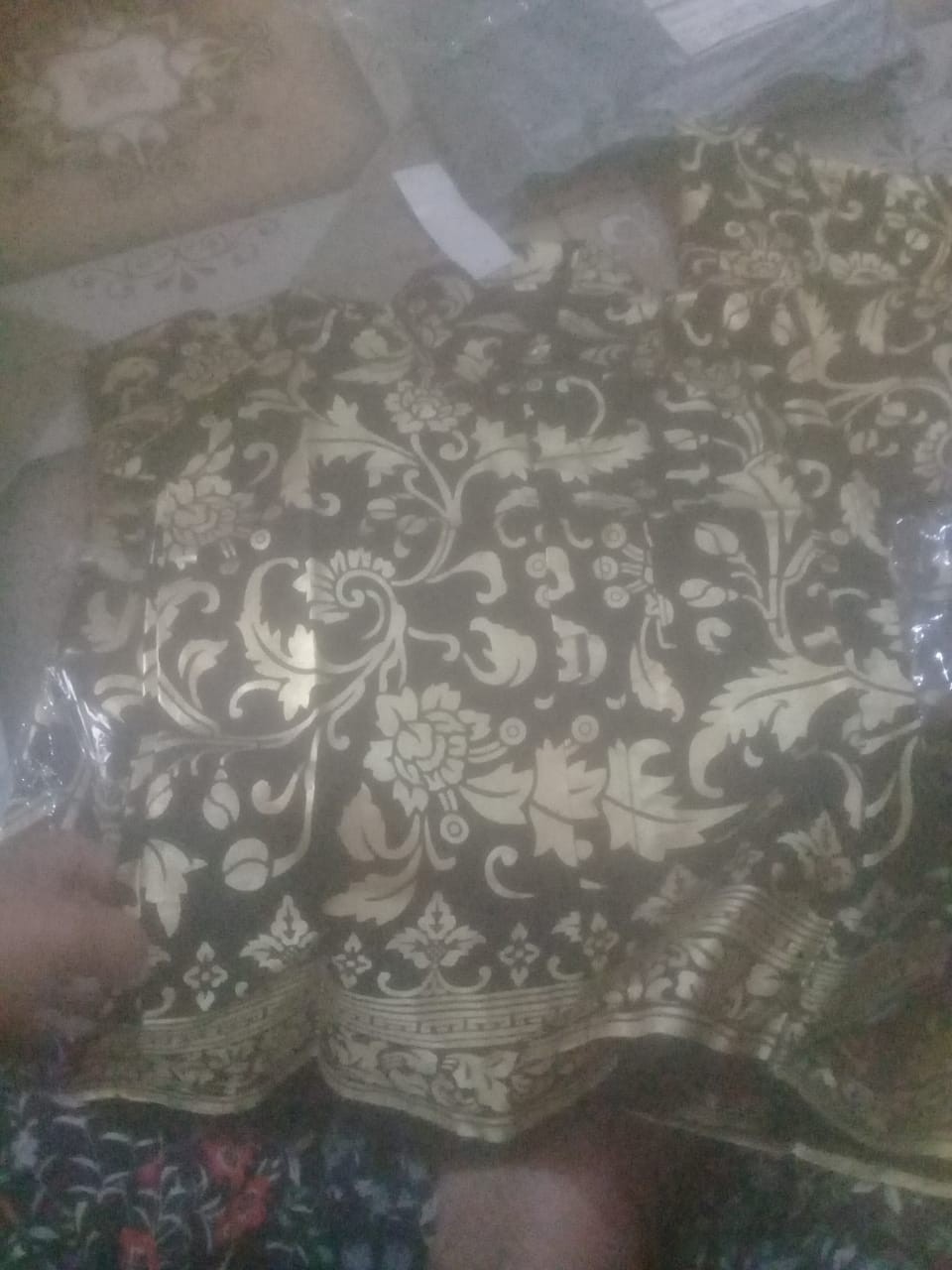 Kemeja Batik Prada Bakung Hitam Emas Gold Exclusive Real Pict