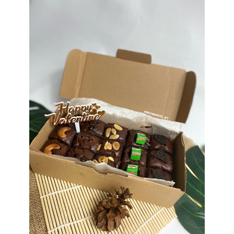 

Hampers Valentine / Hampers Fudgy Brownies