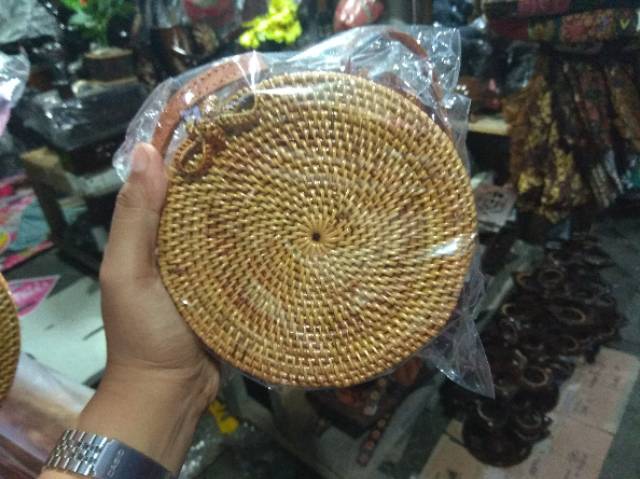 TERMURAH! TAS SELEMPANG BUNDAR BAHAN FULL ROTAN ASLI - SOUVENIR UNIK BEST SELLER READY STOCK JOGJA