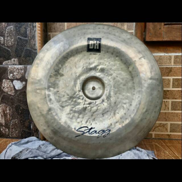 Cymbal Chinese stagg DH 20 inch