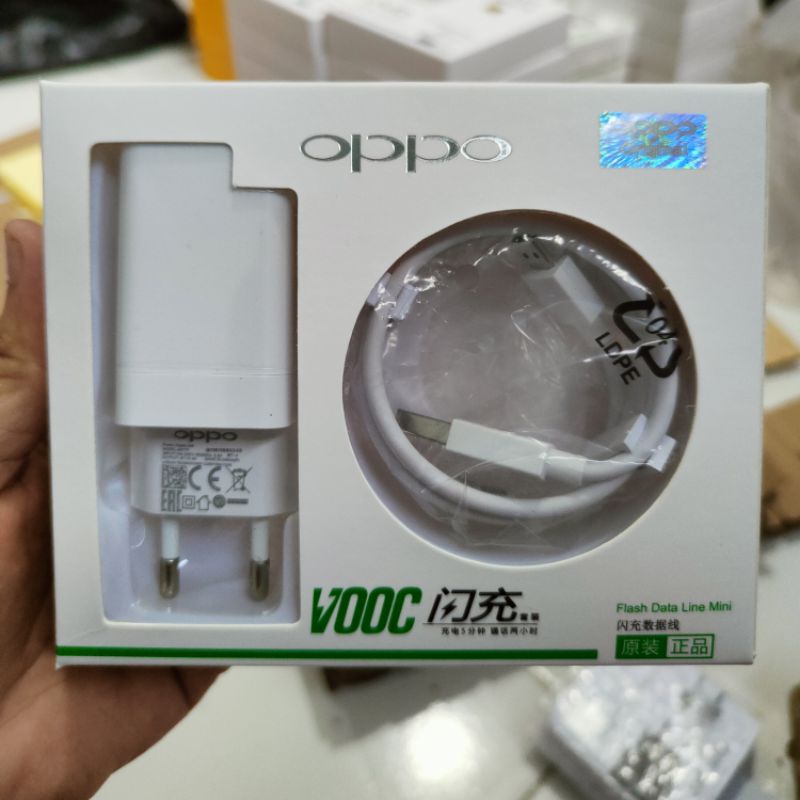 CHARGER OPPO VOOC F9 F7 F5 F3 (5V 4A) VOOC CHARGING ORIGINAL.AK779