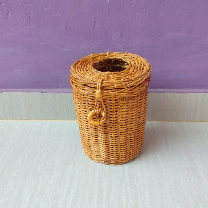 keranjang rotan tisu bulat ukuran 15 X 15 X 18 cm