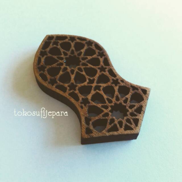 Hiasan Terompah Nabi / Sandal Nabi Geometry Kayu ( Bandul Kalung / Gantungan Kunci )