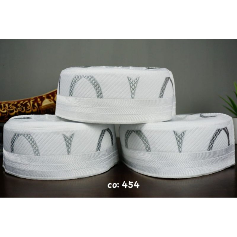 Grosir 10 pcs - 454 Peci kopiah Madina Bugis Super Kubah Asli Import - Madina Bugis | Basmalah Musli