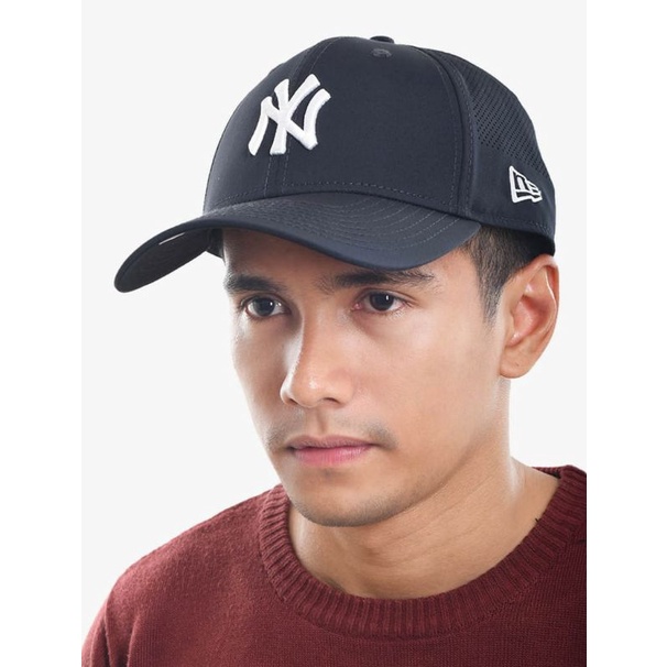 Topi New Era 940 Perforated71 Neyyan Unisex - Black