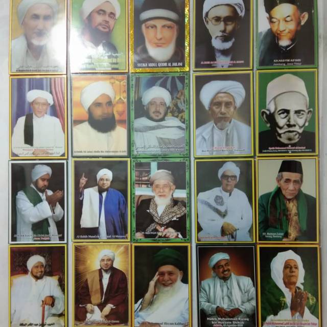 Poster + bingkai poster pigura frame foto habib umar habaib ulama kyai kiai