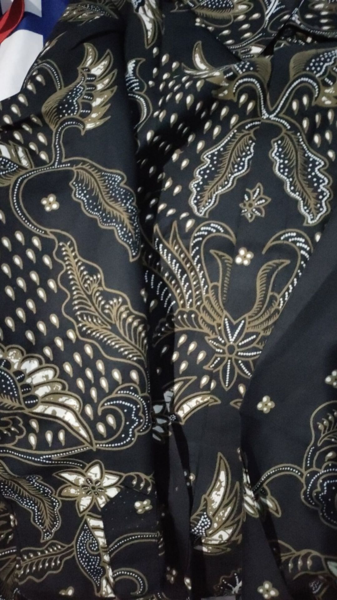 Ireng Hitam Kemeja Batik Pria Lengan Panjang Lapis Furing Reguler Fit Katun Primisima Batik Solo